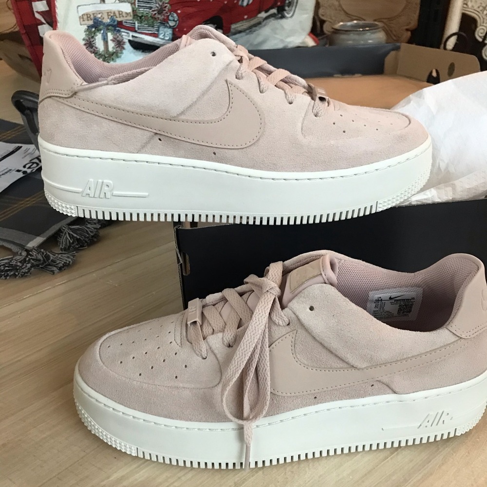 Nike Air Force 1